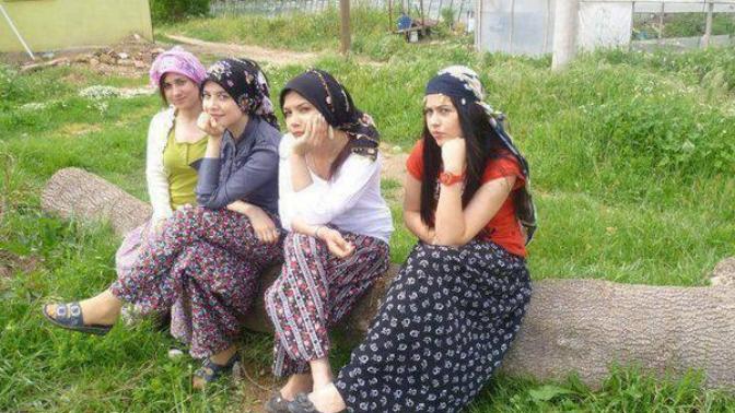 Sevgilim köyde büyümüş, kırmadan nasıl ayrılabilirim?