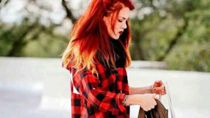 Oduncu gömleği giyen kızları görünce gözleri kanayan tek kişi ben miyim?