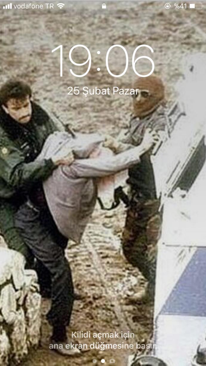 İnsanın kişiliğini telefonuna koyduğu duvar kağıdı gösterirmiş. Sizin duvar kağıdınız ne ?