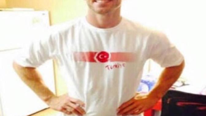 Johnny Sins, İstanbul'a vlog çekmeye geleceğini duyurdu. Bu konu hakkında ne düşünüyorsunuz?