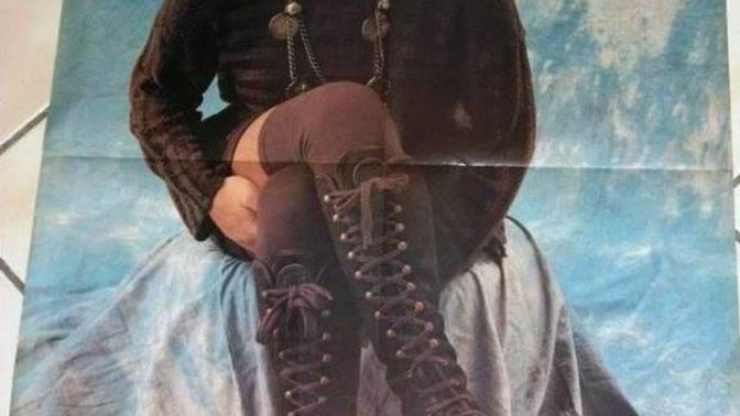 Demet sağıroğlu mu daha seksi emel müftüoğlu mu?