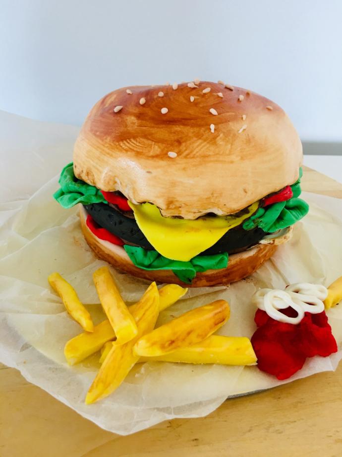 Dünya Hamburger Gününüz Kutlu Olsun! Bugüne özel sevgiline hangi hamburgeri yapmak isterdin?