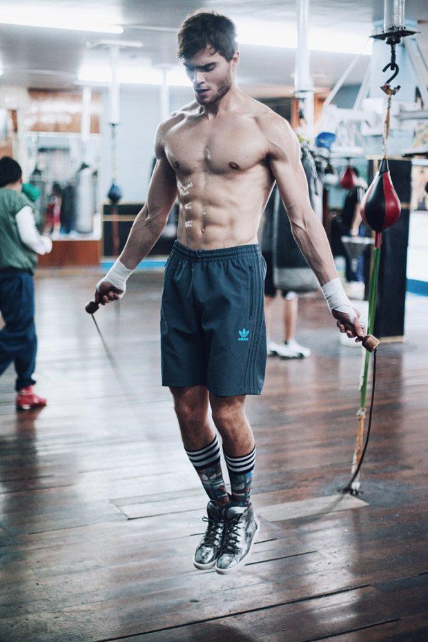 İtalyan model/manken Francesco Soave için tek kelimelik tanımlama yapsan bu hangisi olur?