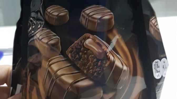 Şimdi size "Gençler Eti Browni İntense Lokmalık" var desem ne dersiniz?