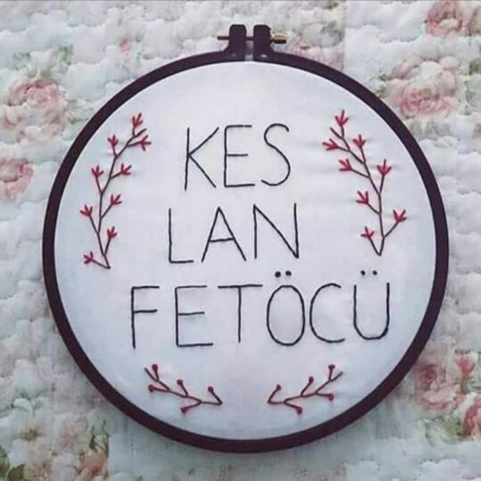 Masaj yağımın domuz yağı içerdiğini düşünen masörüm, harama teşvik ediyorsun diye beni öylece bırakıp gitti. Nası ikna etsem?