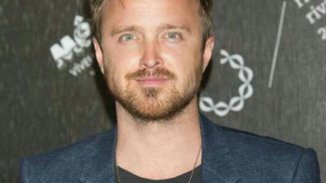 Aaron Paul çekici mi?
