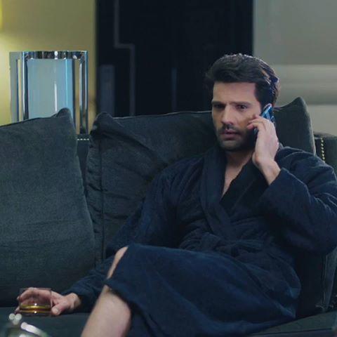Erkeğin seksi olması için, babyface ya da kas yığını olması şart değil; bkz. Kaan Urgancıoğlu. Önermem ve verdiğim örnek doğru mu?