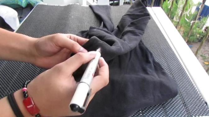 Çamaşır suyu lekesi nasıl çıkar?
