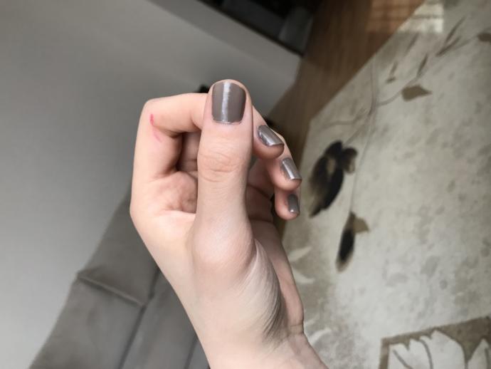 Tırnaklarımı beğenmiyorum sizce çok mu kötü?