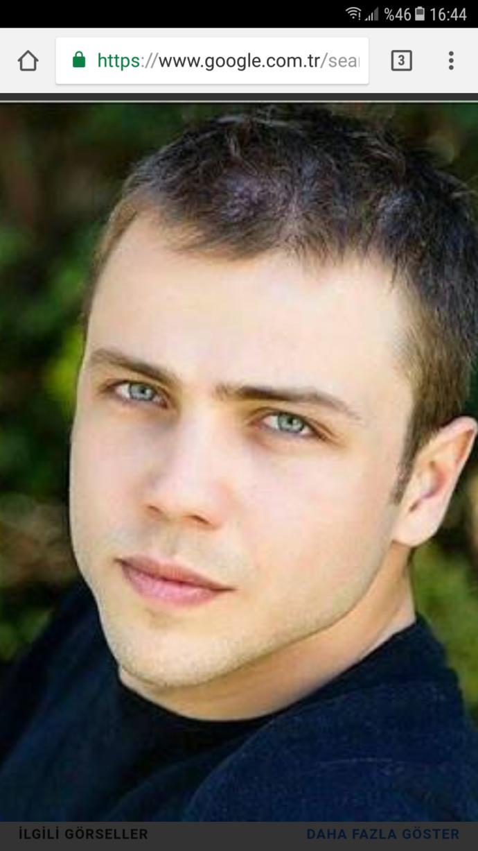 Fethi mi Yavuz mu Fethi bence çünkü daha karizma ve yakışıklı asker tipi var gülerken gamzeleri oluyor çok iyi :))?