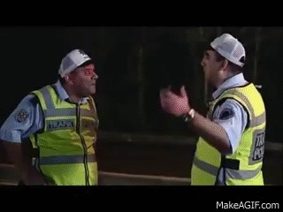 Sevgilim beni buz dolu küvete yatırıp, hipotermiye ramak kala küvetten çıkarıp, sevişerek ısıtmak istiyormuş. Bu adamı napiyim?