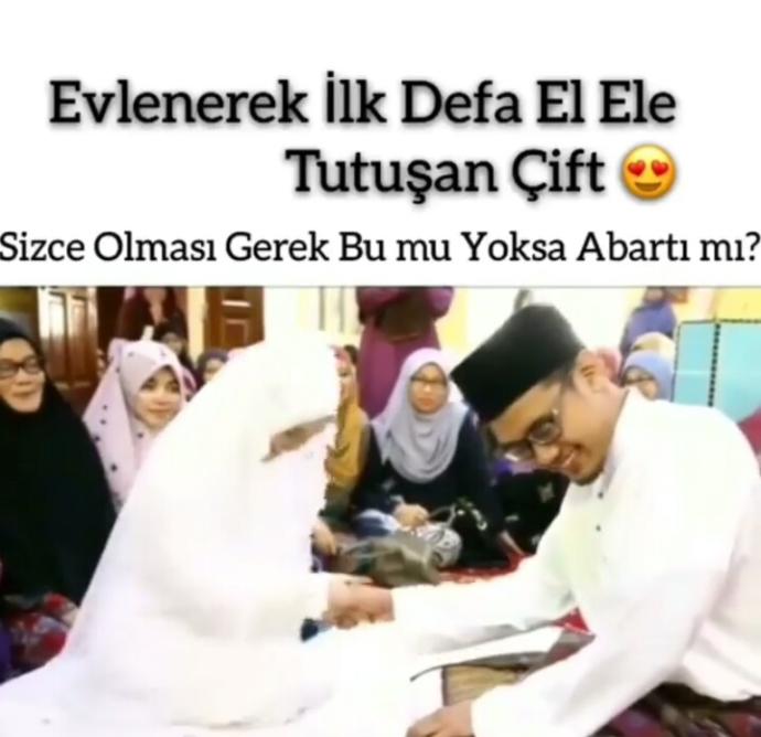 Evlenince ilk defa el ele tutuşan çift 😍 sizce doğru mu yoksa abartı mı?