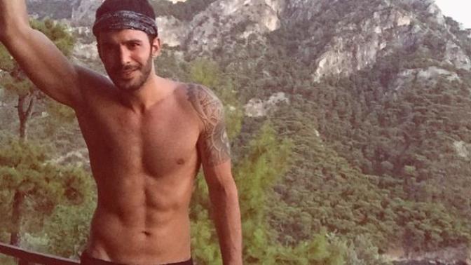Sizce Barış Arduç sıradan bir erkek mi yoksa yakışıklı mı?