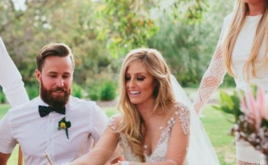 Bekar insanlar, nikah şahitliği yapamaz mı?