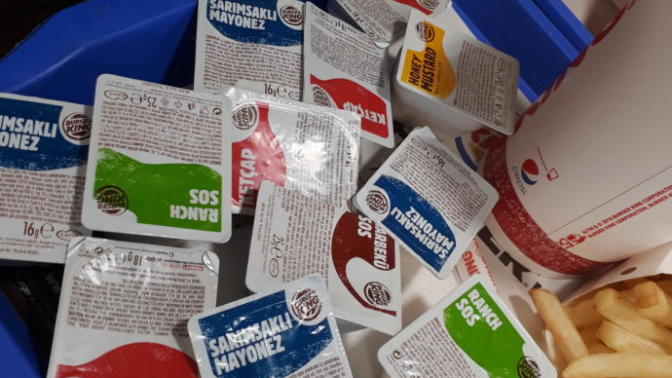 Burger king... en favori sosunuzu soyleyin bakem 😀😀😀?(benim ki detayda gizli )?