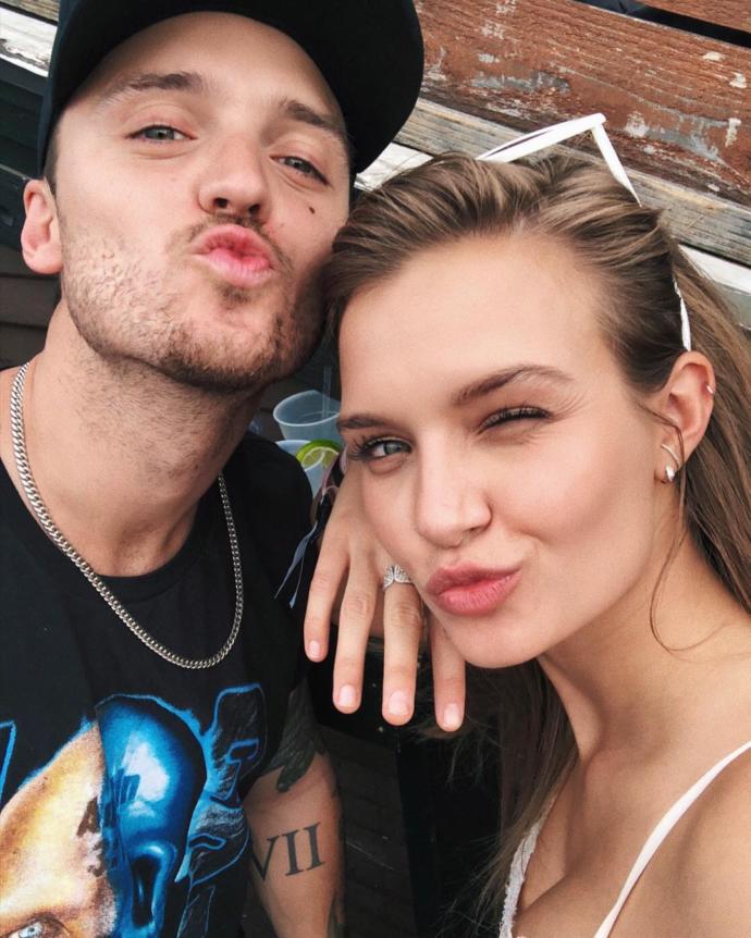Josephine Skriver güzel manken mi?