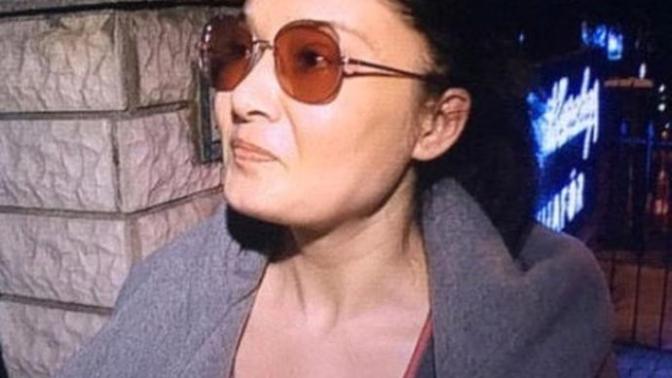 Nurgül Yeşilçay’ın botokstan sonra makyajsız halini görünce sadece şaşıran benmiyim, güzelim kadın ne hale gelmiş?