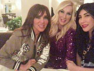 Demet Akalın ile küsen Seren Serengil Hande Yener ile barıştı.Düşmanınızın düşmanı dostunuz mudur??