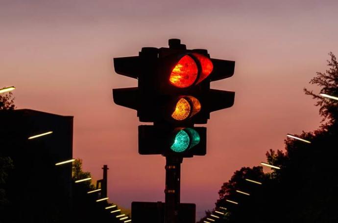 Trafik levhası olsanız sevgilinize hangi işareti gösterirdiniz? 