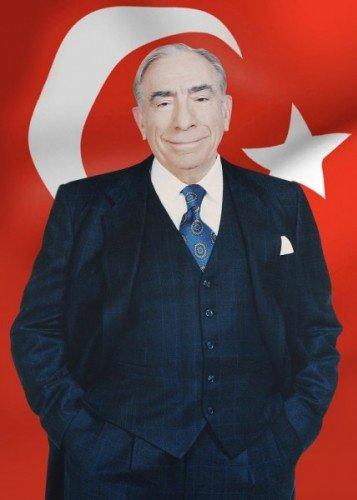 alparslan türkeş'in gerçek adı nedir ?