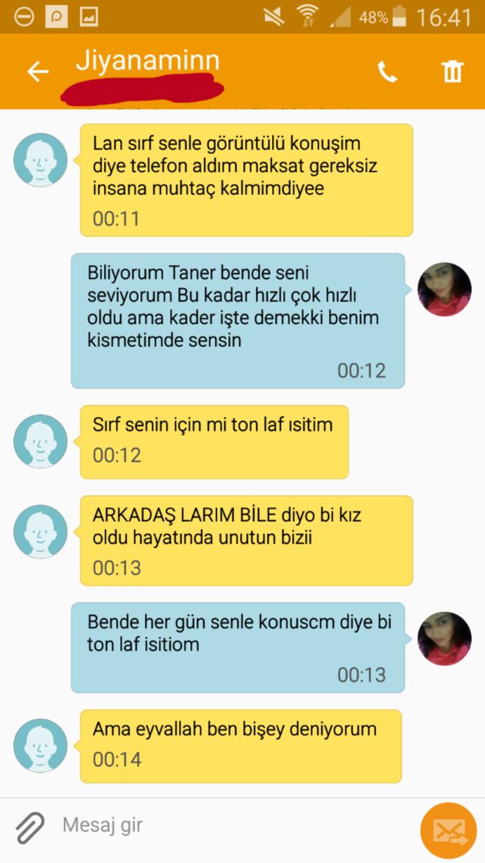 Sevgilim aşırı kıskanç instagram Şifremi istedi facemi kapattı. Bana Güvenmiyormu yoksa beni çok sevdiğinden mi böyle yapıyor?