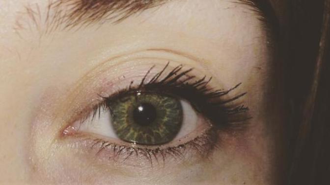 Baby Roll mascara denedim, deneyip memnun kalan var mı?