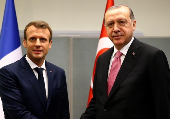 Erdoğan gibi uzun boylu liderler daha karizmatik olmuyor mu?