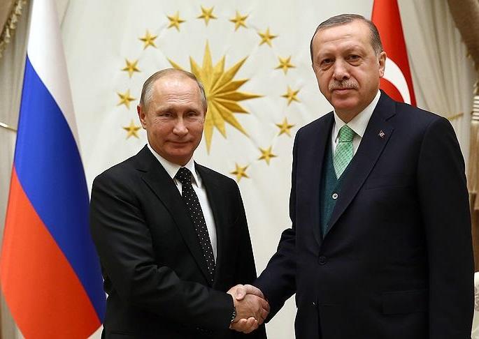 Erdoğan gibi uzun boylu liderler daha karizmatik olmuyor mu?
