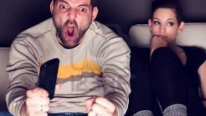 Sizce fanatik bir eş/sevgili iyi midir kötü müdür?