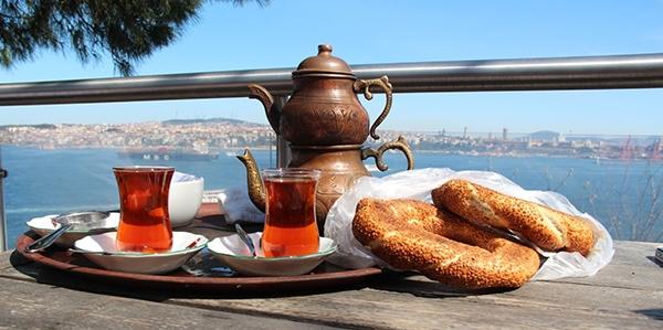 Simit'in Yanına En İyi Ne Gider ?