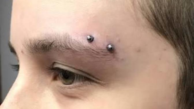 Sizce hangi kaş piercingi daha iyi?