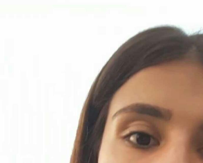 Şehir dışında okuduğum için kuaför değiştirmek zorunda kaldım.Kaşlarım çok inceldi ne yapacağım?(Görsele bakın)?
