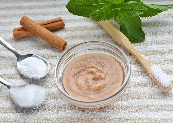 Bembeyaz dişler nasıl olur, doğal çözümler neler?