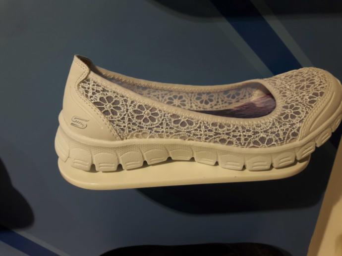 Skechers babet cok pahali diil mi??