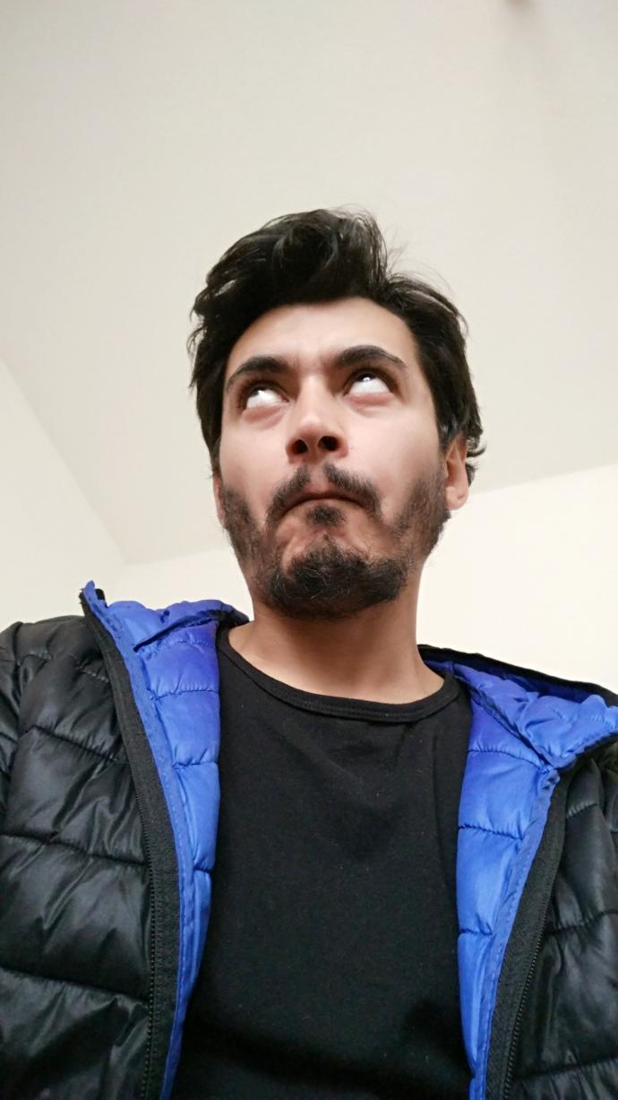 Türkiye'de sarışın renkli gözlü erkek oranı kaçtır sizce :D?