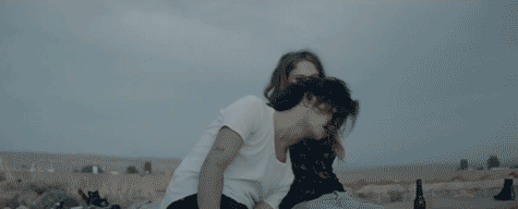 Sevgiliye her şey anlatılmalı mıdır? Başınıza gelen her olayı sevgilinize anlatır mısınız?