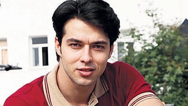 Kızlar, Hilmicem İntepe Mi yoksa Gökhan Keser Mi? Hangisi Daha Yakışıklı?