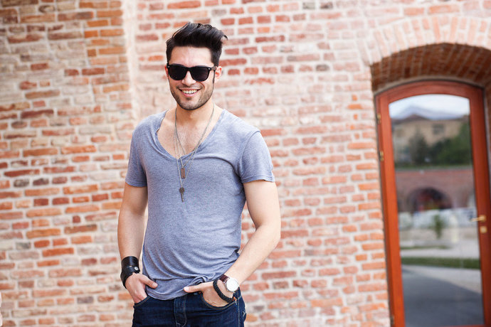 Esmer erkeklere hangi saç ve sakal modeli yakışıyor?