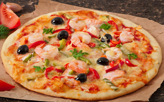 Pizzanızı neli alırsınız? Pizza hangi içecekle iyi gider?