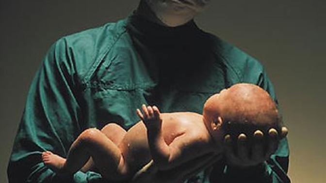 Doğum sırasında erkek doktor istemeyen eşler için ne düşünüyorsunuz?