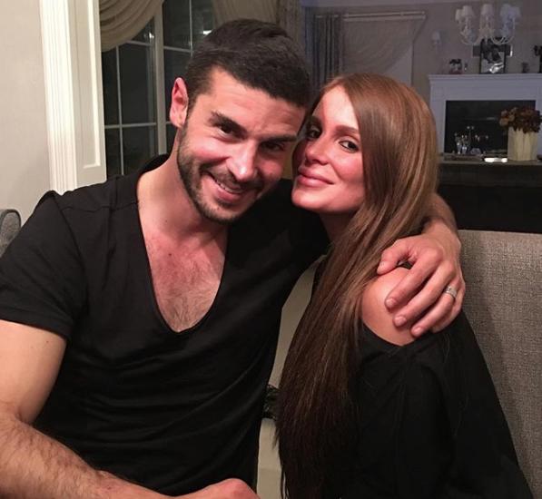 Sizce hangisi kabadayı, maço erkek rolleri için daha uygun beden diline sahip? Alp Korkmaz mı yoksa Berk Oktay mı?