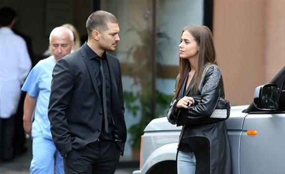 En son İçerde dizisinde izlediğimiz yakışıklı aktör Çağatay Ulusoy'a, listedeki fotoğraflara bakınca hangi lakabı takarsın?😁?