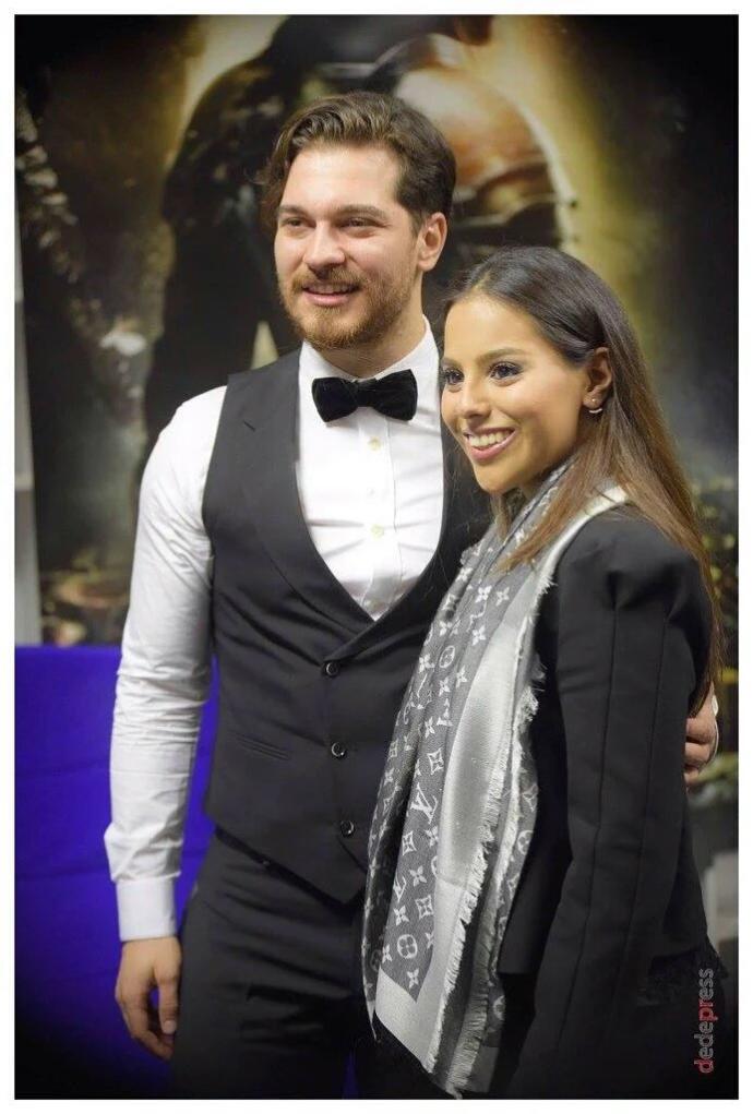En son İçerde dizisinde izlediğimiz yakışıklı aktör Çağatay Ulusoy'a, listedeki fotoğraflara bakınca hangi lakabı takarsın?😁?