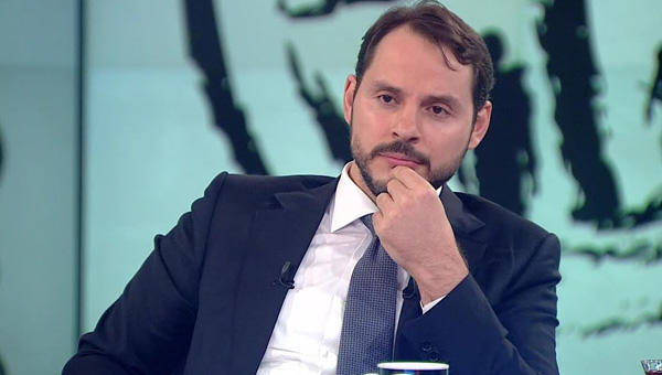 Parlamentomuzun son 30 yılda gördüğü en çekici erkek Berat Albayrak'ta hangisi daha baskın?