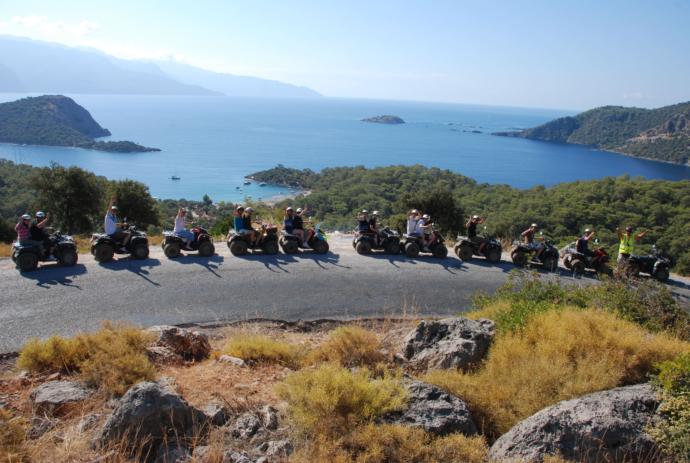 ATV safari ile heyecanlı bir tatile ne dersin?