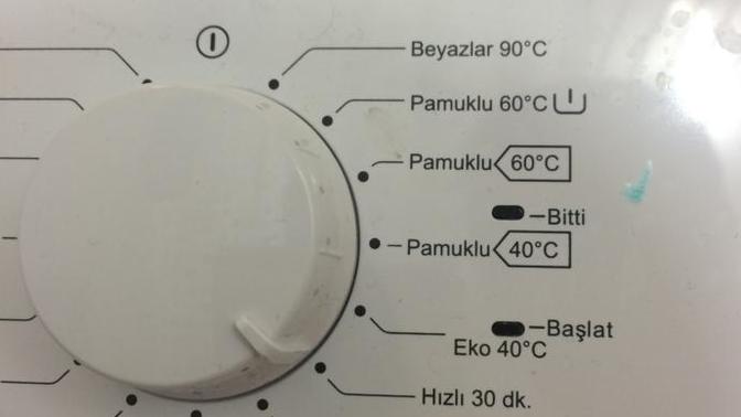 Renkliler ve beyazlar hangi derecelerde yikanmali?