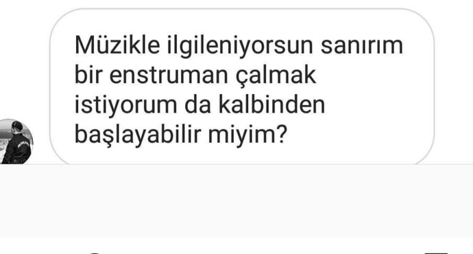 Instagram'da bir kızın hikayesine yanıt vereceğim. Ne yazarsam muhabbet başlatabilirim?