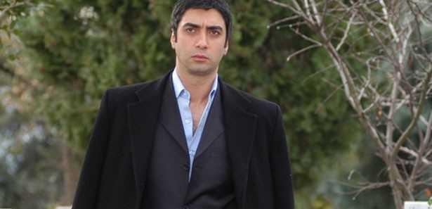 Polat Alemdar mı Memati mi sana göre kim ???