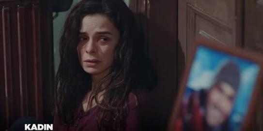 Özge Özpirinçci “ En İyi Kadın Oyuncu” ödülünü aldı, “ Kadın “ dizisini izliyormusunuz, sizce ödülü hakettimi?