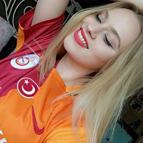 Galatasaraylı kızlar neden bu kadar güzel?